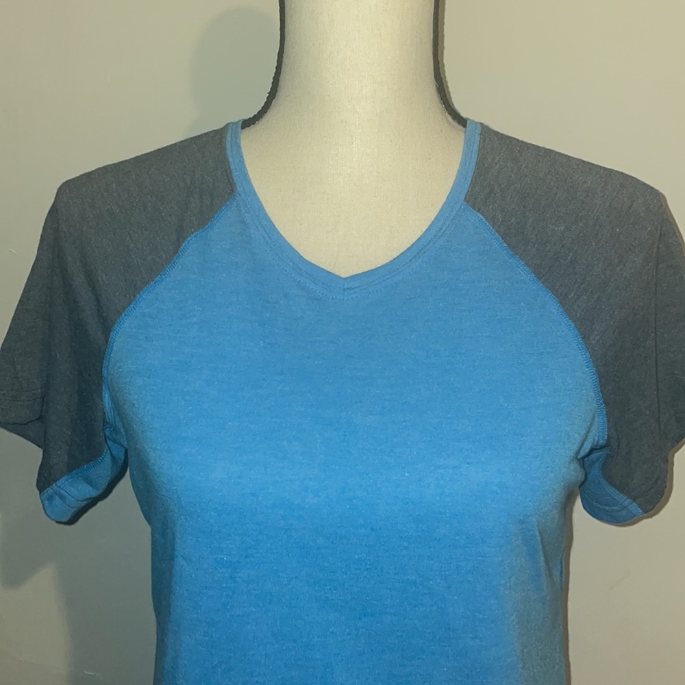 PATAGONIA T-SHIRT.